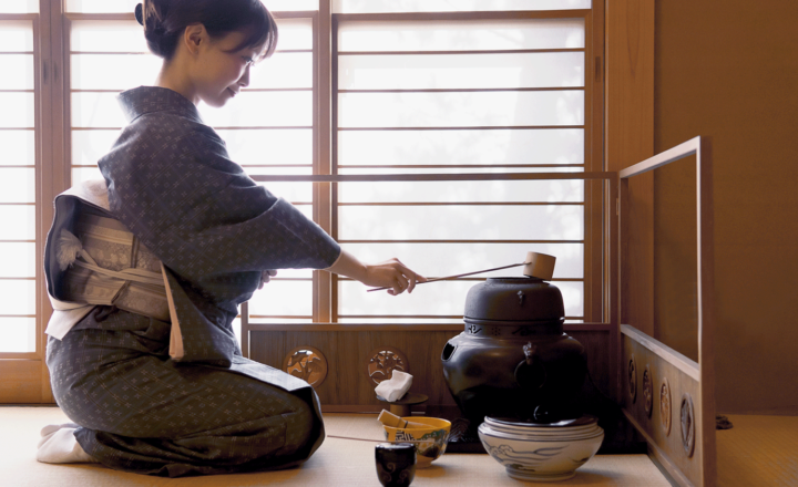 So bereiten Sie den echten japanischen Matcha-Zeremonie-Tee zu